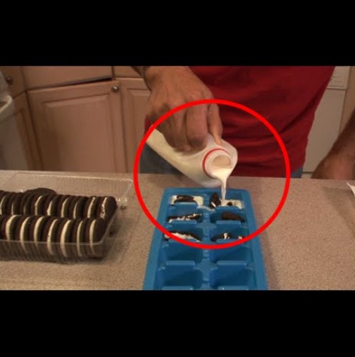 Защо да слагаме бисквитки Орео с мляко във формички за лед? Има защо...