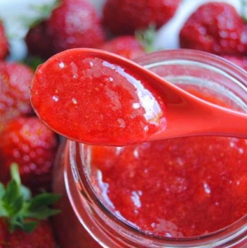 Сладко от ягоди готово само за 10 минути
