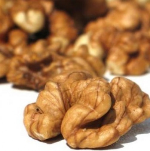 Ето колко орехи дневно предпазват от рак на дебелото черво