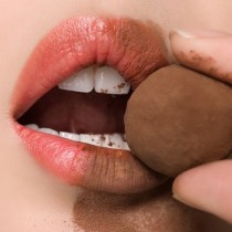 Знаете за какво още може да се използва шоколадът, освен за ядене? 