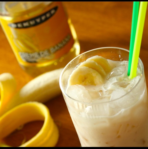 Три вкусни напитки от банан за намаляване на талията