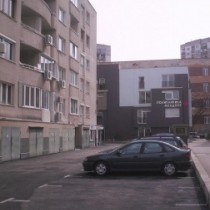 Жители на квартал в София поставиха камера заради нарязани гуми и това, което видяха на записите ги шокира