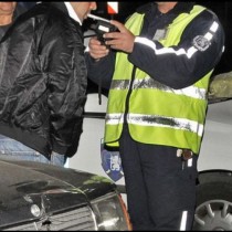 Полицаите спипаха пиян до козирката да шофира и го освободиха. Два часа по-късно не можаха да повярват на очите си!