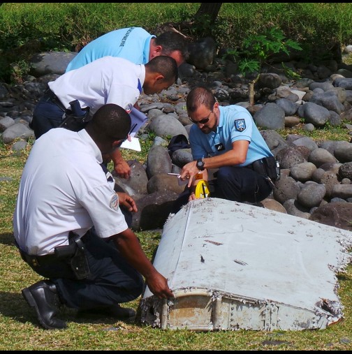 Откриха второ парче от самолет, което може да е от изчезналия Боинг