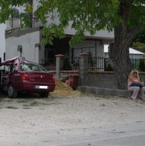 Първи снимки от мястото на катастрофата, в която загина жена