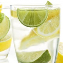 Ето защо пиенето на вода с лимон може да е опасно