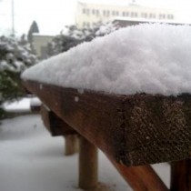 Понижаването на температурите донесе и първия сняг за този сезон - цели 20 сантиметра покривка в ... 