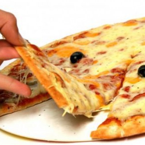 Когато ядете пица, това издава вашия характер-Ако просто отхапете от парчето пица без излишни маневри, то вие сте от типа на