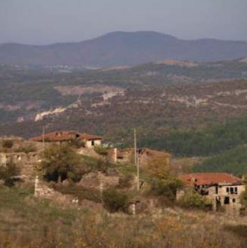 Вижте българското село, което има кмет на двама жители, единият от които е жена му