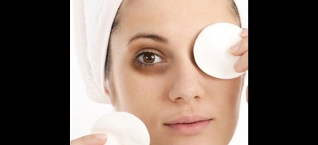 Народни рецепти за отстраняване на тъмни кръгове около очите