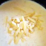 Млечна супа с кашкавал и макарони