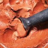 Домашен сладолед с черен шоколад
