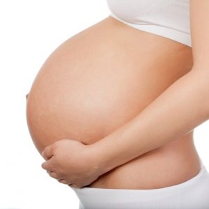 Какво се случва в осмия месец от бременността