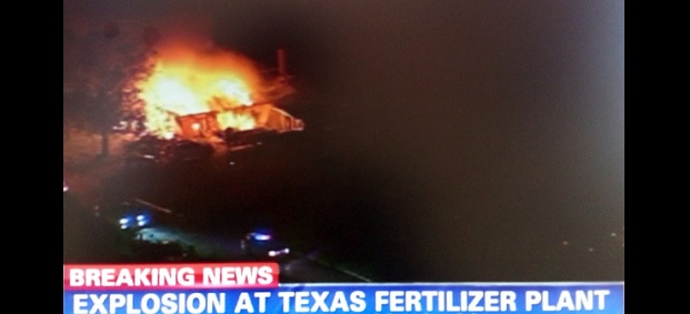 Взрив в избухна в завод в Тексас, десетки загинали