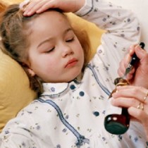 Родители, не лекувайте простудата с лекарства!