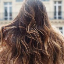  6 грешки, с които унищожавате косата си. Спрете да ги правите и ще се изненадате каква коса имате и колко обемна и дълга може да е