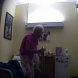 Когато поставиха скрита камера, видяха какво зверство извърши тази болногледачка с 84-годишна бабичка