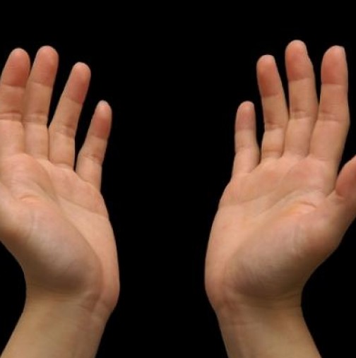 Ръцете показват за сериозни проблеми-Вижте всички симптоми! Червените длани-проблеми с черния дроб, жълтеникави длани ...