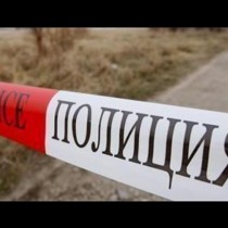 Мъртва жена плува в момента в \