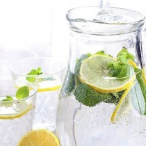 15 причини, заради които непременно трябва да пием вода с лимон всяка сутрин-Вижте какъв ефект ще има! 