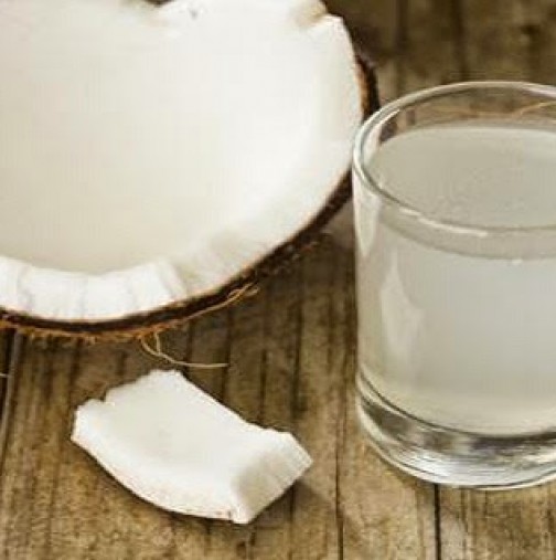 Тя има съвместима конструкция с кръвната плазма в човешката кръв - Вижте, какво ще се случи ако пиете само 7 дни кокосова вода!