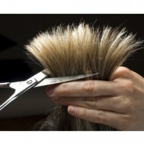 6 причини защо трябва да искате сухо подстригване като отидете на фризьор