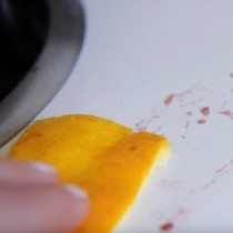 Никога не изхвърляйте отново портокалова кора. 10 златни трикове, които ще ви помогнат да я използвате!