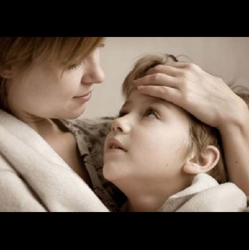 Първа помощ при температурни гърчове на децата: Поставете детето в ...