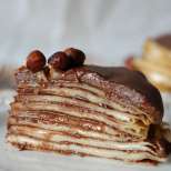 Шоколадова торта с палачинки