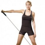 Лесни тренировки с ластично въже от вкъщи за красиво тяло