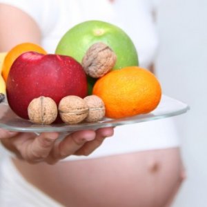 Как да се храните здравословно през бременността