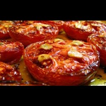 Какво да сготвите днес набързо след работа: Печени домати с чесън и зехтин
