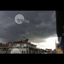 Свирепа градушка брули Пловдив