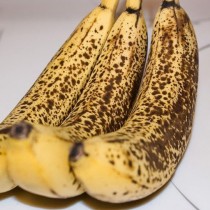 Чудо! Вижте какво се случва с тялото Ви, ако ядете всеки ден по два банана на петна в продължение на....