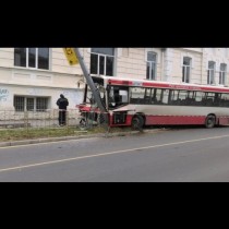 Тежка събота за Варна! 7 линейки на мястото на катастрофата с автобус! Шофьорът е... 