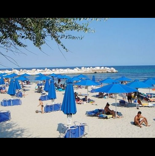 За всички, които плануват да прекарат това лято в Гърция: Внимавайте, вдигат се цените на ...