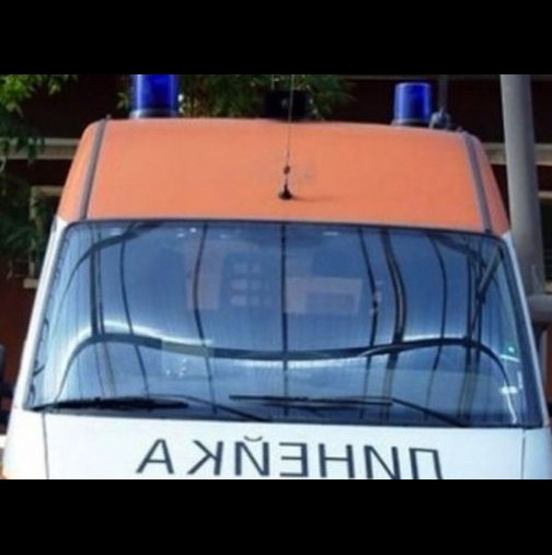 Линейки хвърчат! Автобус с 30 учители катастрофира тежко-Връщали се от екскурзия за 24 май