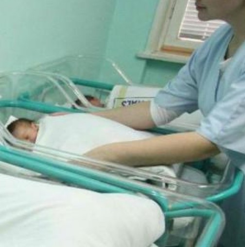 Тотален шок с бебе в блок във Варна