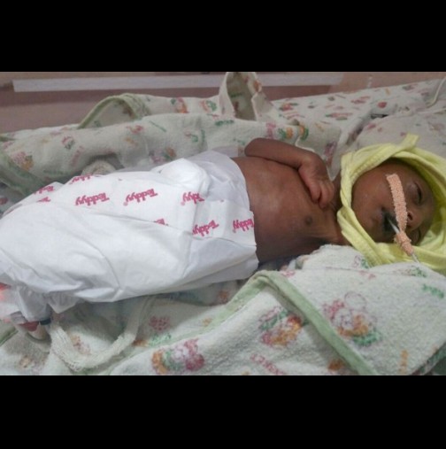 Родители зарязаха новородено момиченце на произвола на съдбата, защото е... (ВИДЕО)