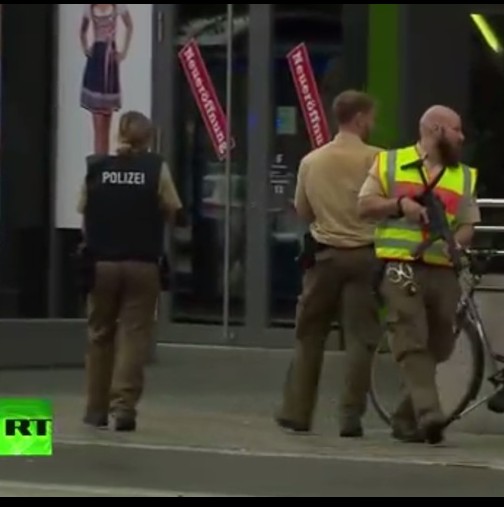 В В Мюнхен стана страшно! В момента стрелба и на друг обект в града!