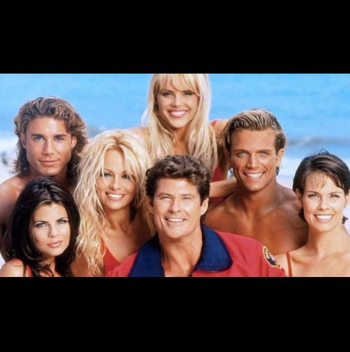 Спасители на плажа: Как изглеждат любимите актьори от сериала днес (СНИМКИ)