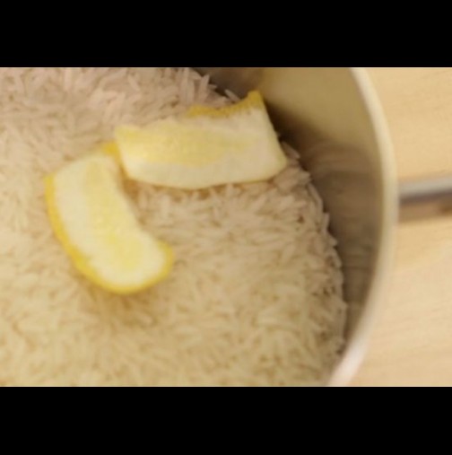 Как да сготвя ориз, който не се слепва? 