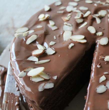 Постна шоколадова торта