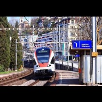 Нападение в Швейцария! Мъж подпали вагон на влак и наръга с нож пътници! Има тежко пострадали