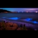 Вижте изумителния природен феномен наречен сини сълзи, който събра хиляди туристи (Видео)