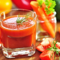 Два месеца пила сок от домати - Резултатите изненадали учените