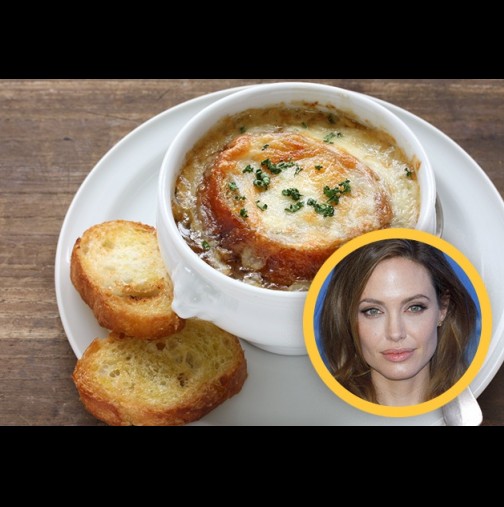 Ето това си хапва Анджелина в паузите между снимките: Френска лучена супа по рецепта на актрисата