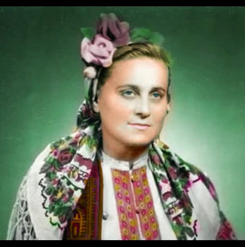 Почина известната народна певица Роза Цветкова 