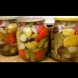 Мариновам така всякакви зеленчуци - туршийката винаги става разкошна! Слагаш всичко в буркана, заливаш и готово!