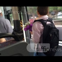 Петокласник трогна до сълзи цял автобус в Пловдив: Много съм притеснен, защото за пръв път отивам на първия учебен ден без мама